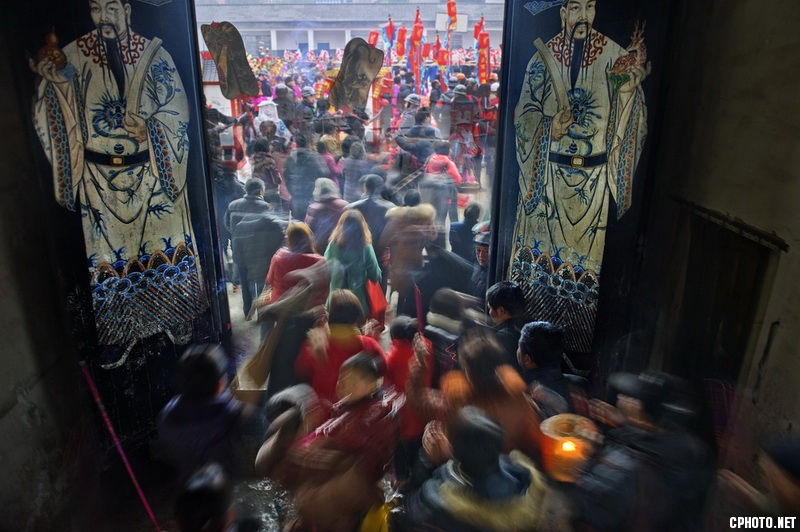 铜奖_杨焕敏_元宵祭祀_上海.jpg 铜奖_杨焕敏_元宵祭祀_上海.jpg