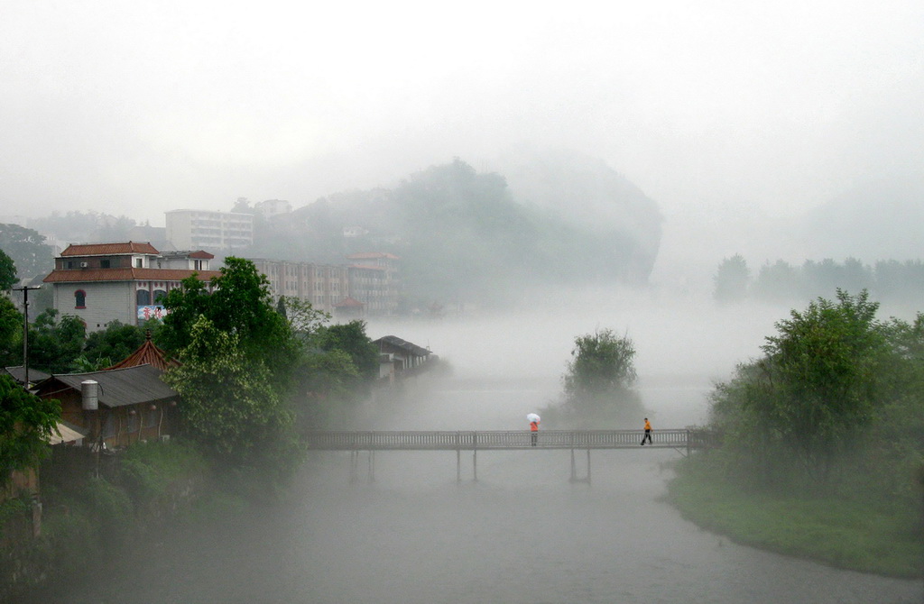 雾锁巫水2.jpg