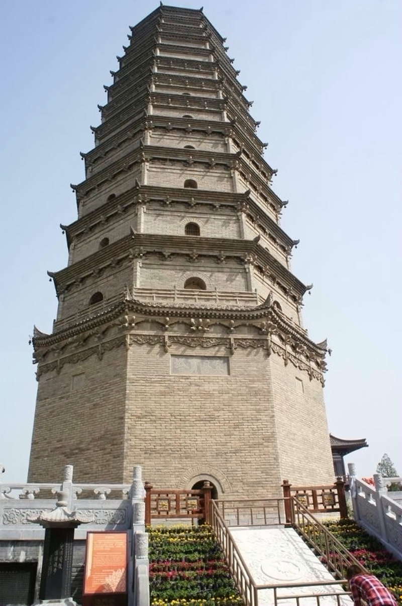 佛塔_副本.jpg