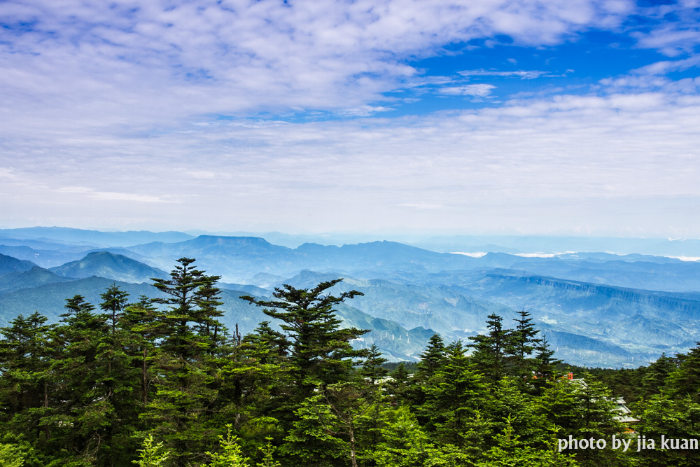 峨眉山风光_(6_-_10).jpg