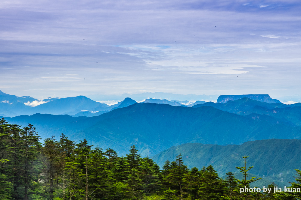 峨眉山风光_(8_-_10).jpg