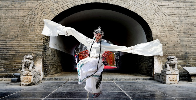 《古寺新韵》  赵德如拍摄于小雁塔 电话；15529333691 QQ；1027246578.JPG