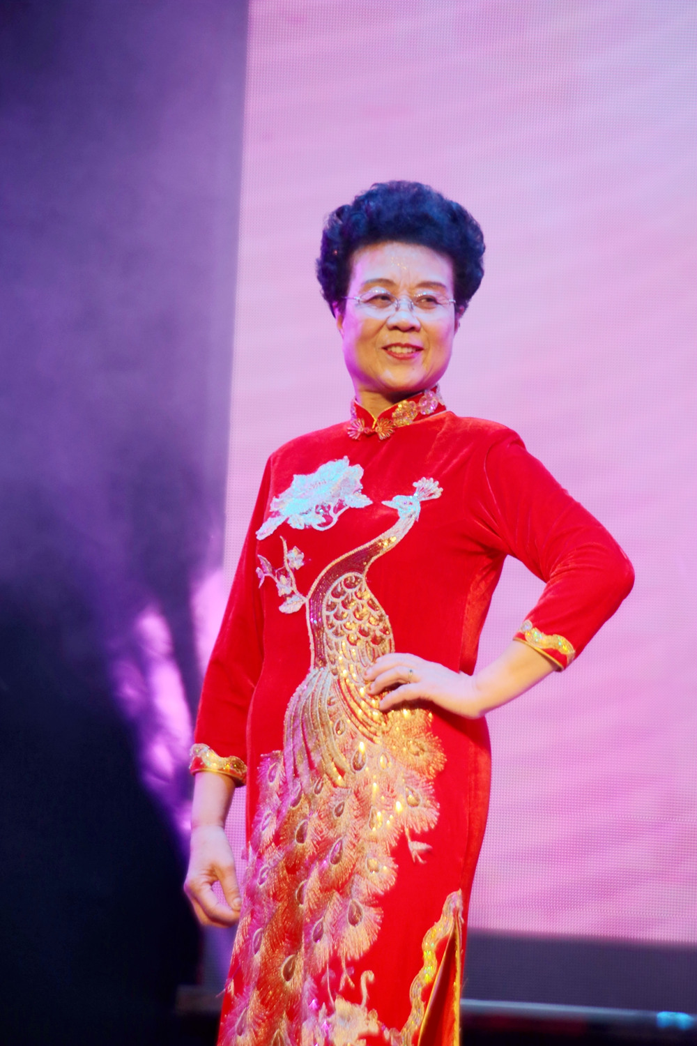 红单特.jpg