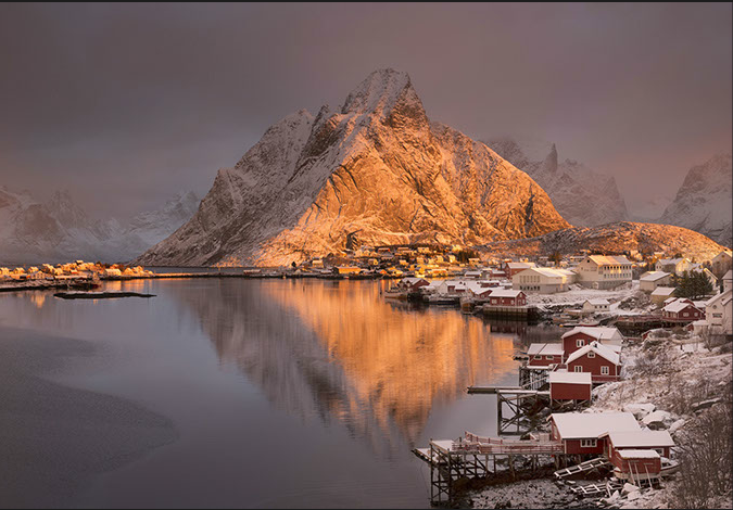 Dawn over Reine,David Morton,England.png