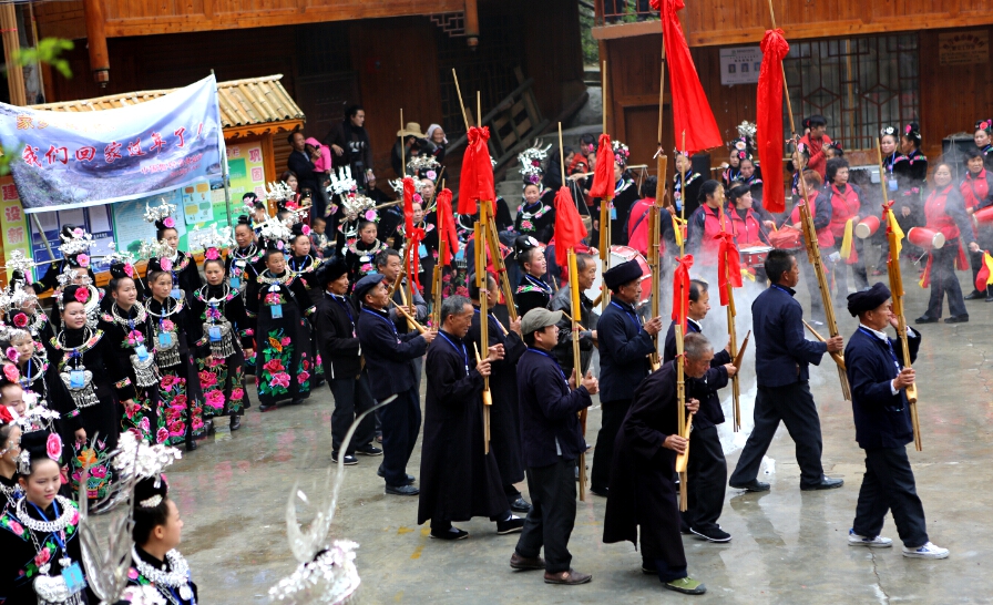 2014雷山苗年姑妈回娘家 (14).jpg
