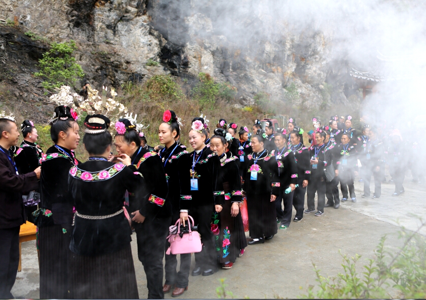 2014雷山苗年姑妈回娘家 (21).jpg