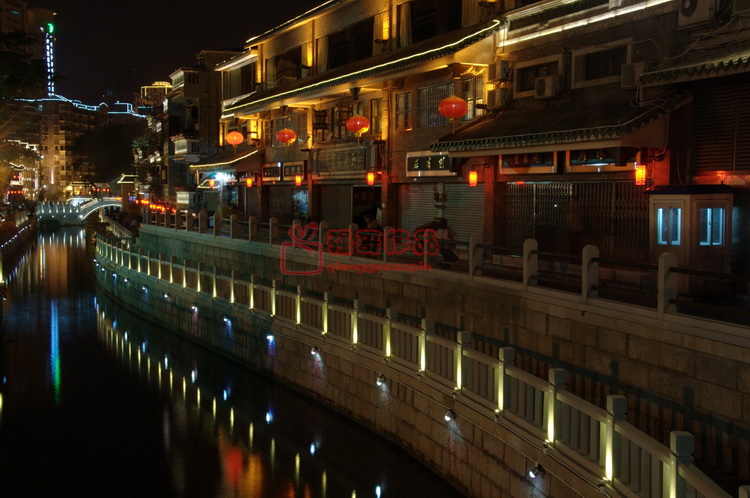 荔枝湾夜色