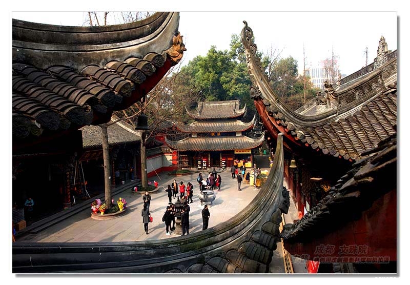 5图-1《高机位拍-文殊院》支箭-摄于成都.jpg