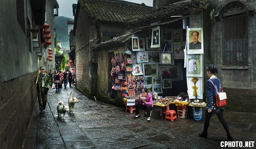 alley小巷_调整大小.jpg