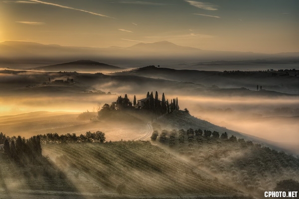 tuscan golden sunrise_調整大小.jpg