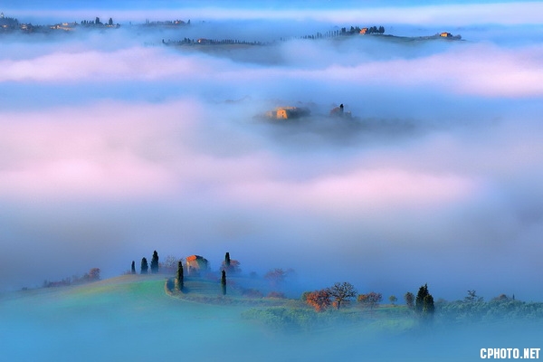 misty sunrise_调整大小.jpg