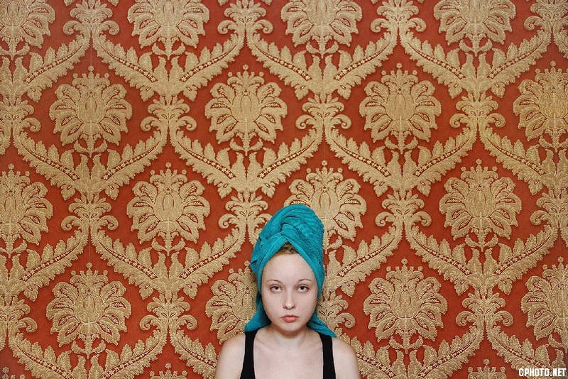 portrait with a towel_调整大小.jpg