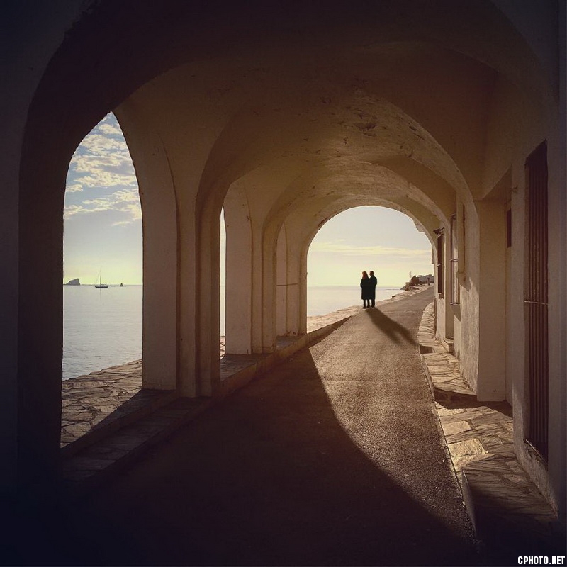 les arches_调整大小.jpg