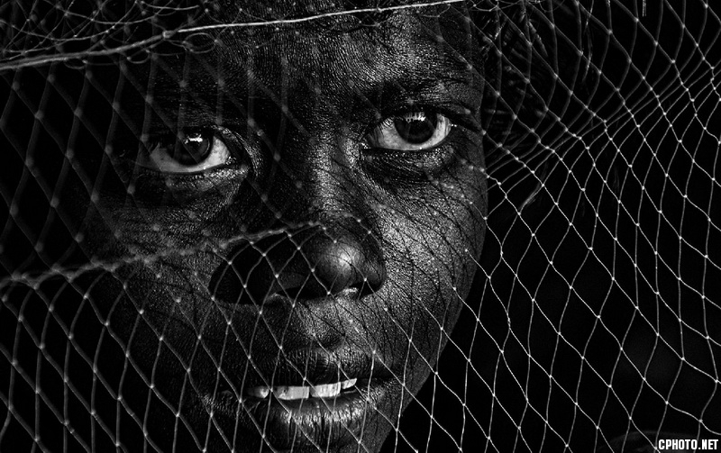 girl and the net_調整大小.jpg