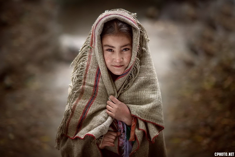 the beauty under the rain_调整大小.jpg