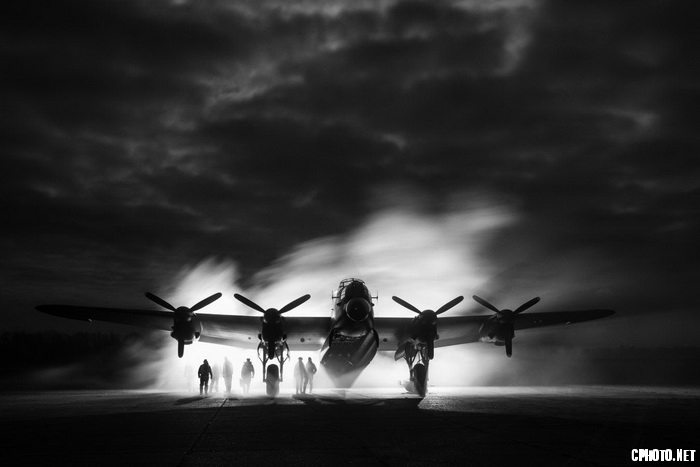 ghost crew lancaster_调整大小.jpg