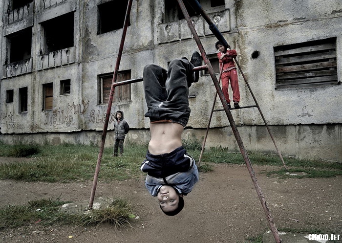 life in balkan_调整大小.jpg