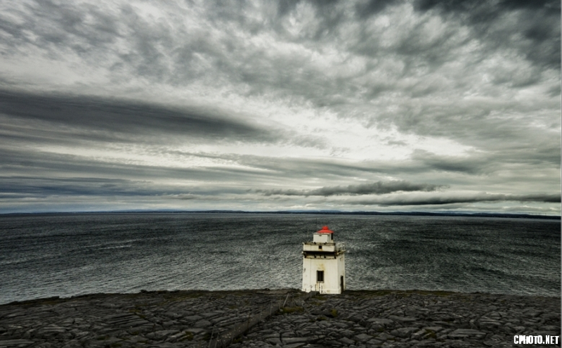 At the Edge of the Earth - VICTORY P.W. Gold medal_调整大小.png