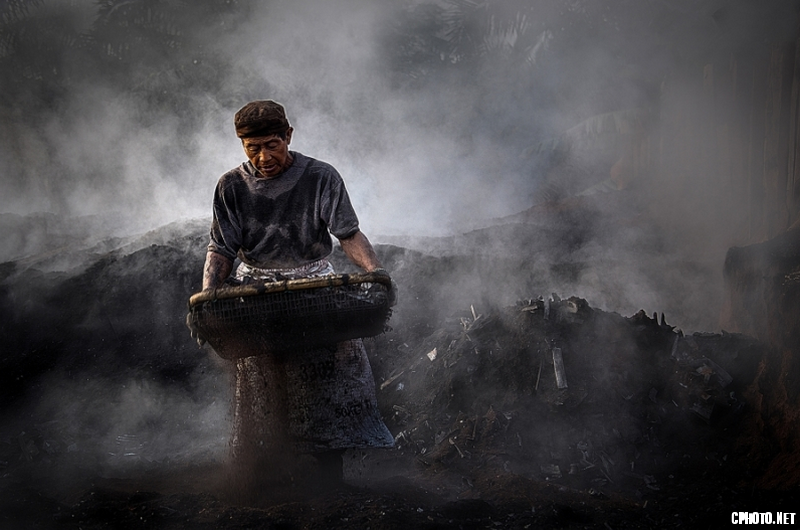 Burning charcoal 1-GRADAC PGI Bronze medal_调整大小.png