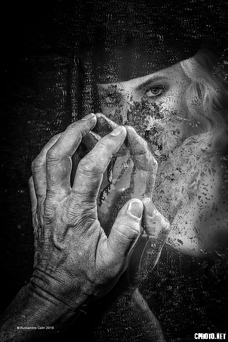 Wounded Desires BW_调整大小.jpg