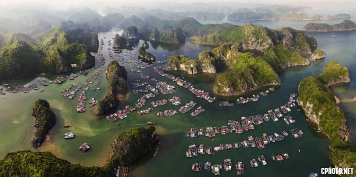 Floating fishing village.png