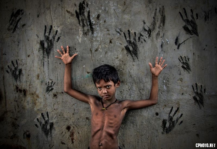 HANDS OF HUNGER.png