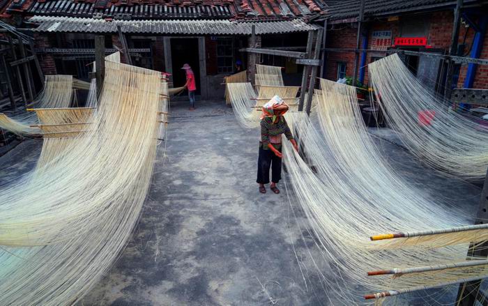 drying noodles.jpg