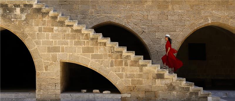 a walk inside the castle.jpg