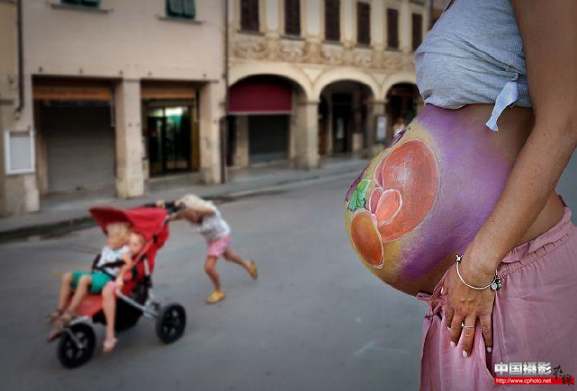 belly paiting.png