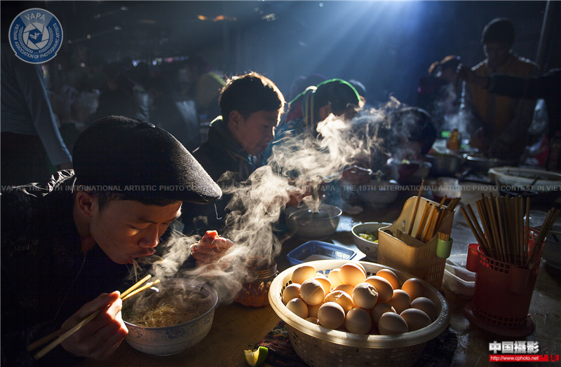 Breakfast at weekly market.png