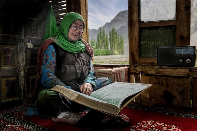 Aljabri Mahmood_Reading_Bekkalokket Photoclub Gold medal.jpg