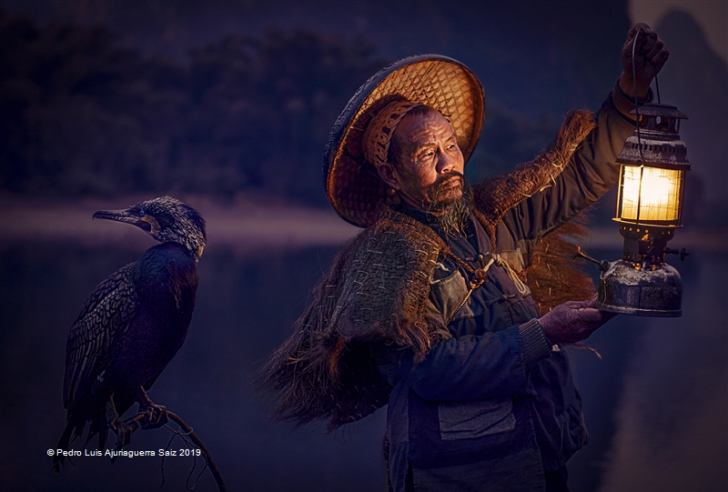 Ajuriaguerra Saiz Pedro Luis-EFIAPg-Fisherman with Oil Lamp-GPU Bronze Medal-Spain.jpg