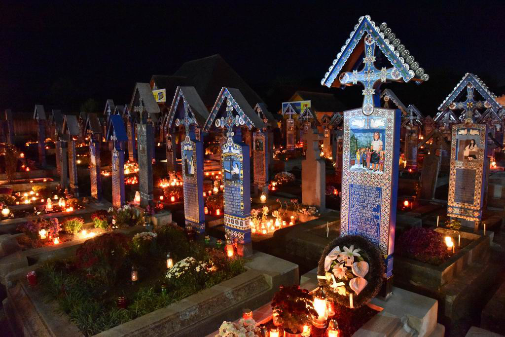 Tudorel-Ilie_RO_Traditional-Romania-03-Merry-Cemetery-Sapanta-DSC_0357.JPG
