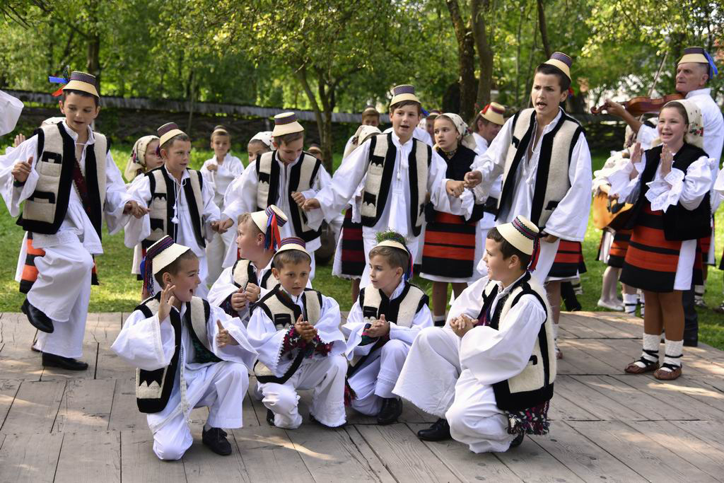 Tudorel-Ilie_RO_Traditional-Romania-08-UNESCO-DSC_3494.JPG