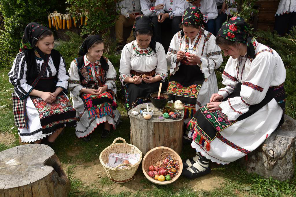 Tudorel-Ilie_RO_Traditional-Romania-17-Easter-DSC_4588.JPG