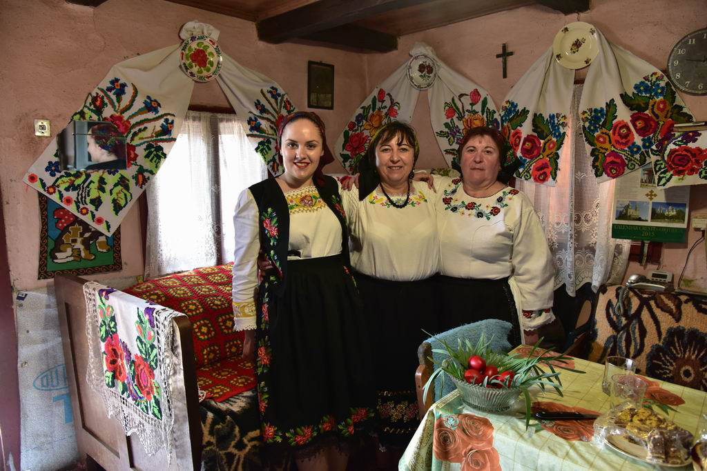 Tudorel-Ilie_RO_Traditional-Romania-19-Easter-DSC_3497.JPG