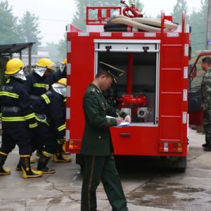 河南淮滨县政府检查组检查乡镇专职消防队建设（组图）