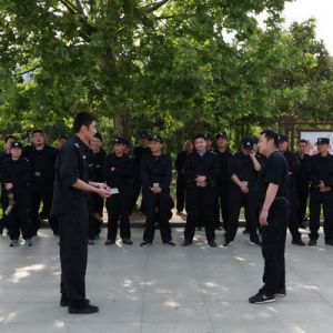 河南淮滨公安掀起春季“大练兵” 热潮（组图）