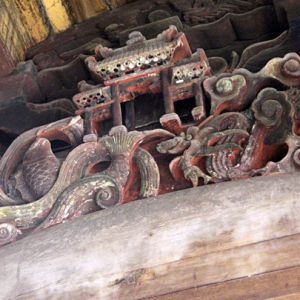 “鲤鱼跃龙门”（图）