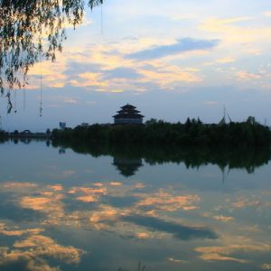 河南淮濱：晚霞映射天水一體西湖美（組圖）