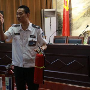 河南淮滨交警举办消防安全知识培训（图）