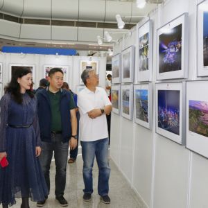 “我爱祖国·光影传情”—庆祝新中国成立70周年南山摄影展顺利开展