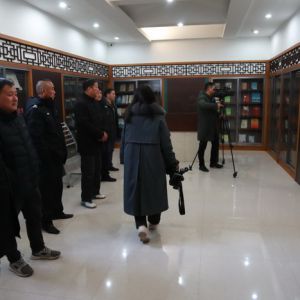 河南淮滨贾述淮举办毛泽东诞辰126周年红色收藏展（组图）