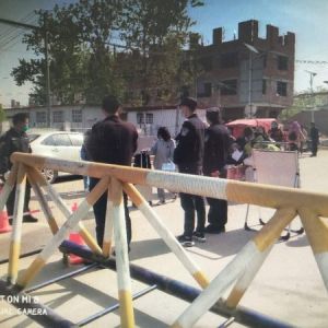 河南淮滨县防胡派出所为校园开学保驾护航