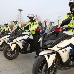 河南淮滨：骑警队的领头雁——陈兢（图）