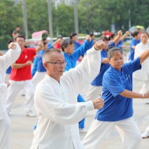 广东深圳：太极展演 全民健身