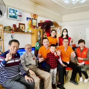 关爱特困老人 共度美好新春