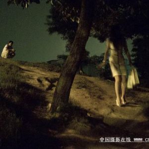 法國巴黎首屆國際攝影節選的內容  白天不懂夜的黑