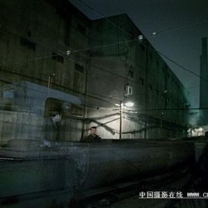 沉重的灰塵 1