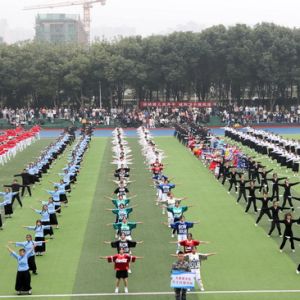 激情燃燒活力 運(yùn)動(dòng)綻放精彩（圖片新聞）